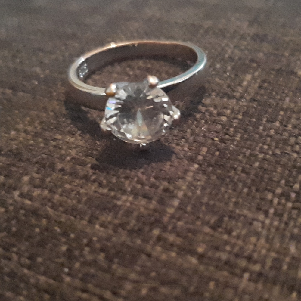 Dimond ring - Picture 4 of 4